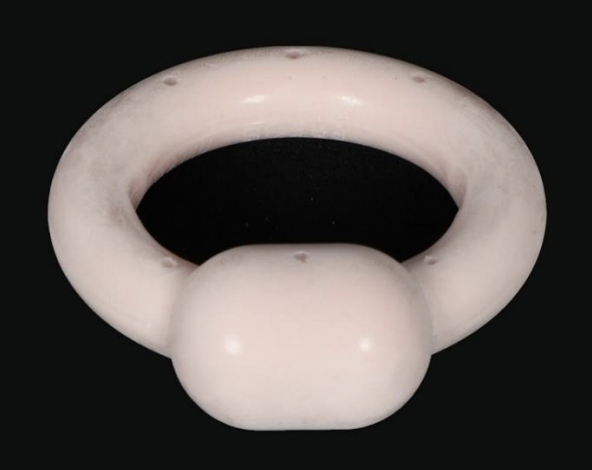 ring with knob