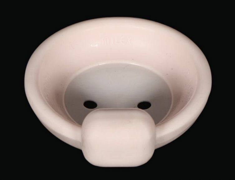 vaginal dish pessary with knob / urethral bowl